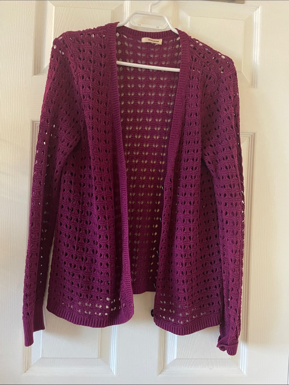 DKNY crochet v neck magenta cardigan boho cottagecore